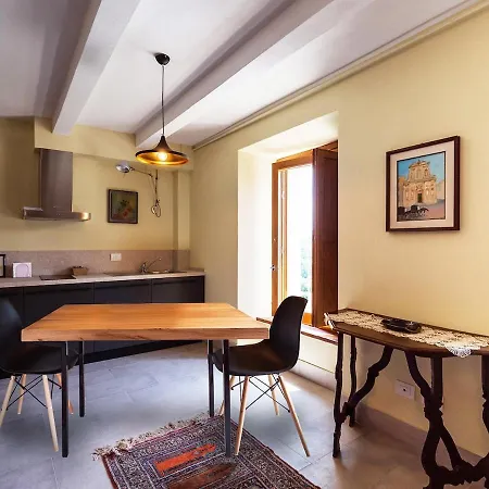 Le Cune, Cipressino - Ac, Pool&jacuzzi * Palazzo (Ancona)